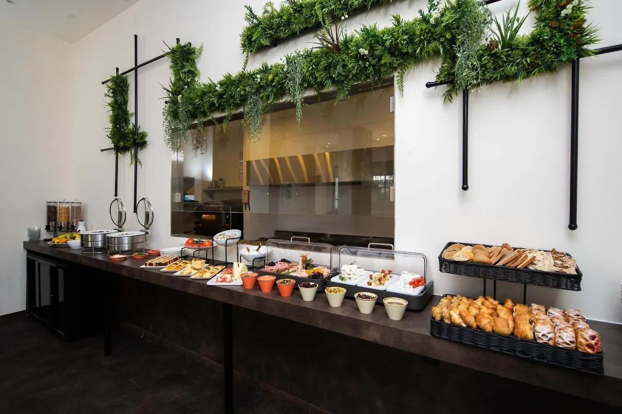 Oaks Beirut Hotel
